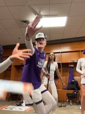 A post by @sedonerrr on TikTok caption: beat them back to back to back #tcuwbb