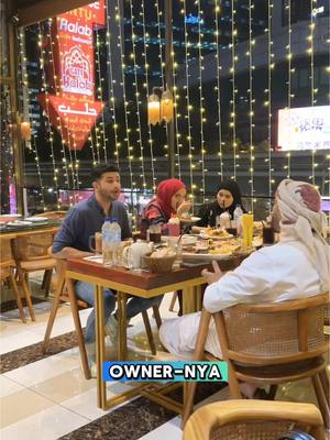A post by @akashellahi on TikTok caption: Tempatnya estatik dan maknanya juga enak wao @Halab Gate 
