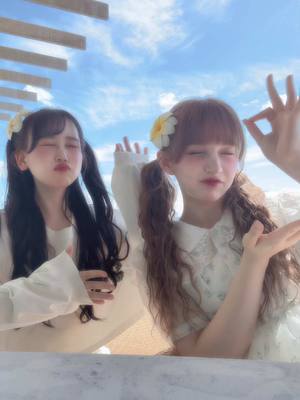 A post by @__matsumotokaren on TikTok caption: ハワイなう❕☀️🌴🤍     #fruitszipper #かがみ #かえる組 #松本かれん #早瀬ノエル 