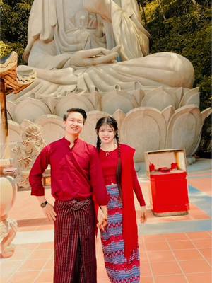 A post by @nandako1137 on TikTok caption: အေးချမ်းမေလေးနဲ့ဘုရားဖူး🙏🙏🙏@ʏᴜʀɪ☂︎🇲🇲&🇲🇾 #CapCut #foryou #foryoupage 