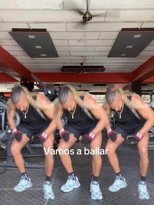 A post by @davidmillan032 on TikTok caption: Vamos a bailar 