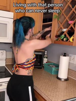 A post by @snerixx on TikTok caption: I’m most productive in the middle of the night 🤷🏻‍♀️ 