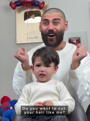 A post by @hassan_kreik on TikTok caption: 🥰😂