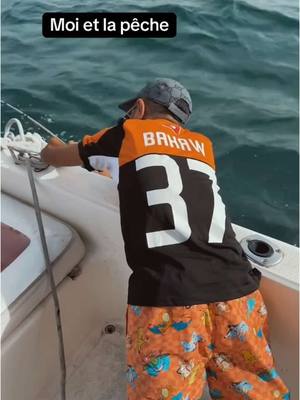 A post by @bahaw37 on TikTok caption: Trop simple la pêche #bahaw 