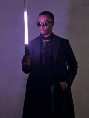 A post by @bdash_2 on TikTok caption: A light saber gift any guy can't refuse #DAMIENSABER #XENOV3 #duelingsaber #combatsaber #lightsaber @DAMIENSABER STORE 