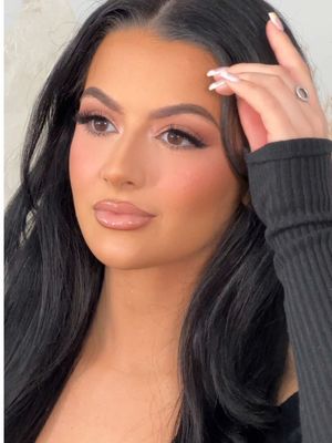 A post by @livmakeupartistry on TikTok caption: sorry i have been mia guys ill be back on my content grind soon 🫡 this came up on my 1 year and i had to repost!! absolutely loved this pinky spring glam 💞 #makeupideas #makeuptutorial #njmakeupartist #glowymakeup #pinkmakeup #onthisday 