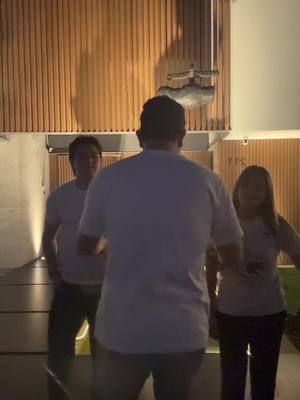 A post by @luismorangzz on TikTok caption: #fyp #xybca #papirrin #hijos@emi moran :) @majoo 