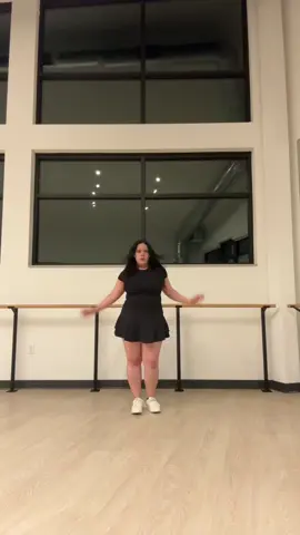 A post by @ on TikTok caption: @LISA #fyp #foryou #foryoupage #dance #dancer #trend #lisa #futw #viral #xyzbca 