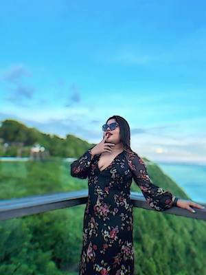 A post by @ditakerang41 on TikTok caption: HARI TERAKHIR DI BALI