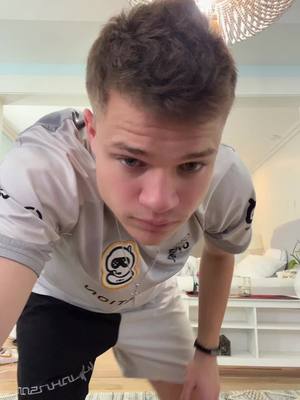 A post by @jynxziontwitch on TikTok caption: @Kai Cenat 