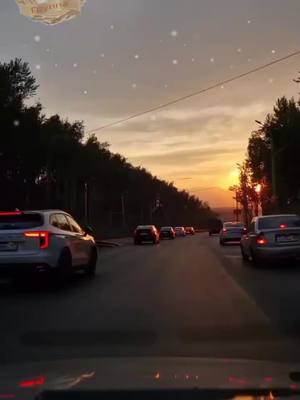 A post by @tvory_dobro00 on TikTok caption: #песняжизни 