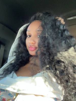 A post by @igobygg on TikTok caption: 😘 #gigi #gabriellealayah #fypシ 