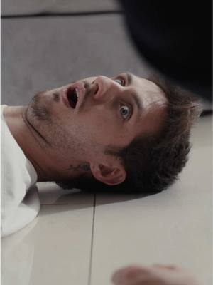 A post by @pkllipe on TikTok caption: Eu se precisasse fingir que não estou vivo 😂😂😂😂 @Tuca 