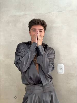 A post by @jaoferreiraa on TikTok caption: Encuentra el error en este vídeo 😂