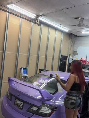 A post by @joss_rivas1 on TikTok caption: De nuevo💜 #windowtint #purpletint #jdm #polarizado #purple #fypシ #fyp #cargirl #hondas #morado #polarizados #fypage #romeo #romeosantos 