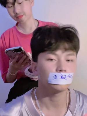 A post by @iltee8 on TikTok caption: Rồi loạn #😅😅😅 #maynho #xuhuong 