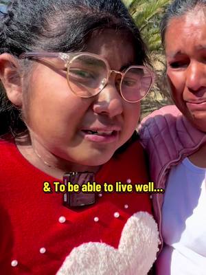 A post by @isaiahgarza on TikTok caption: Odette passed away shortly after this day 🥹💔 Tiktok family please give this cancer warrior some love & comment something kind for Odette & her family 🙏 #family #beautiful #mexico #Love 