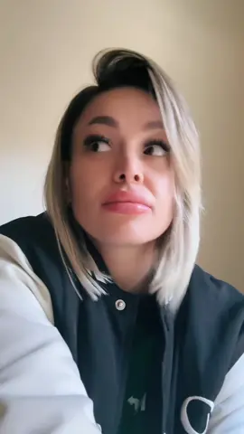 A post by @victoria_v.g.i on TikTok caption: #amintire 