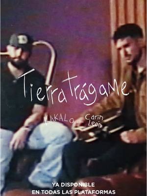 A post by @carinleonoficial on TikTok caption: Tierra trágame con @Kakalo 
