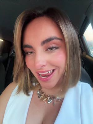 A post by @fer.fzr on TikTok caption: beso sabor fresa 🍓  #fyp #parati #ferzepeda  