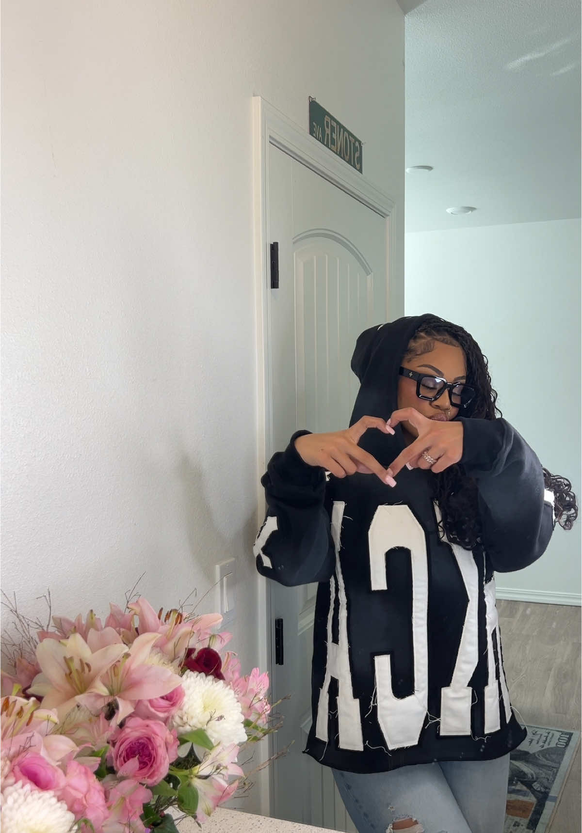 A post by @tijerarayemua on TikTok caption: HKCA🔥 Cop you one!!@HISKINGDOMCOME 👼🏽🪽 #ootdinspo #fyp #tryon #clothing #fashion #clothinghaul #tryonhaul #foryoupage 