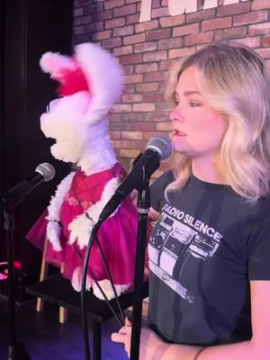 A post by @itsdarcilynne on TikTok caption: soundcheck with Petunia can get tense 🙈