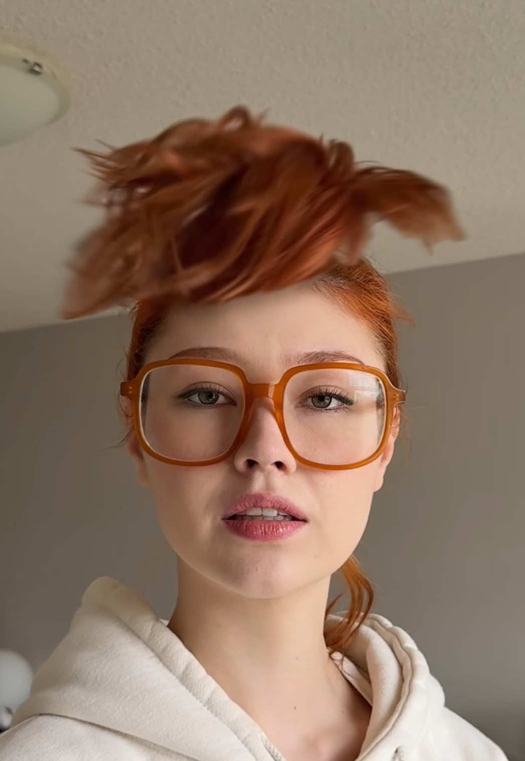A post by @jessechrisss on TikTok caption: My spine hurts