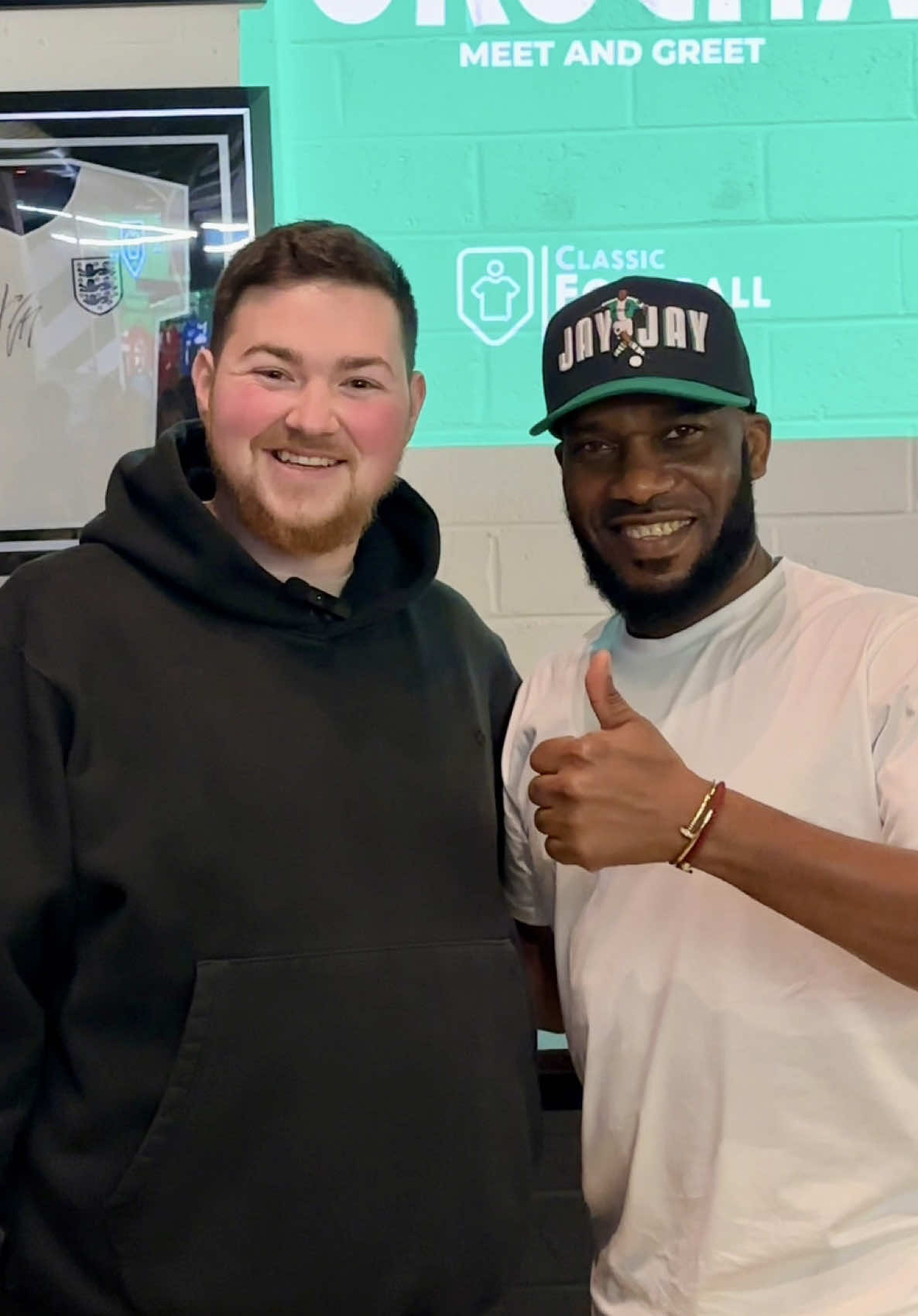 A post by @icsportsuk on TikTok caption: Did Jay Jay Okocha teach Ronaldinho to dribble??? @Classic Football Shirts #fyp #football #okocha #nigeria #psg #ronaldinho #giveaway 