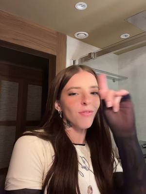 A post by @itsyoungmiko on TikTok caption: woooahhhh 💗💗💗 