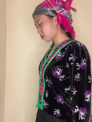 A post by @iltee8 on TikTok caption: #😅😅😅 #maynho #xuhuong 