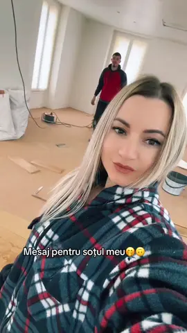 A post by @patraselena95 on TikTok caption: #foryou @buza 123 
