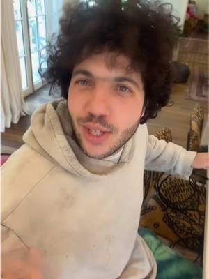 A post by @itsbennyblanco on TikTok caption: i cant believe this actually works