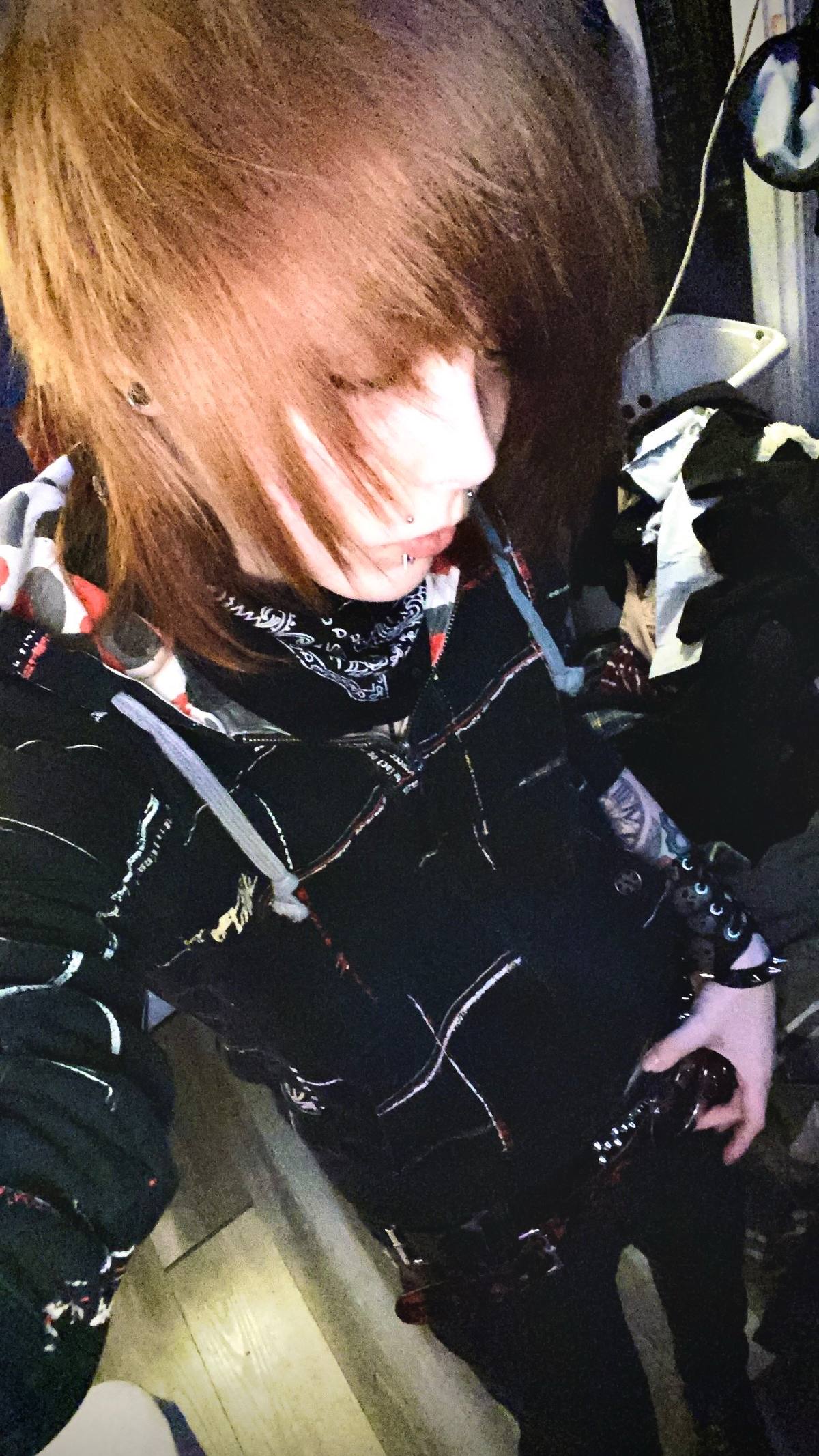 A post by @2scared2fall on TikTok caption: boykisser activities #emo #myspace #foryoupage #fyp #viral #early2000s #emohaircut #emohaircut #foryoupageofficiall #emoboy #foryou #emohair #myspaceboy 