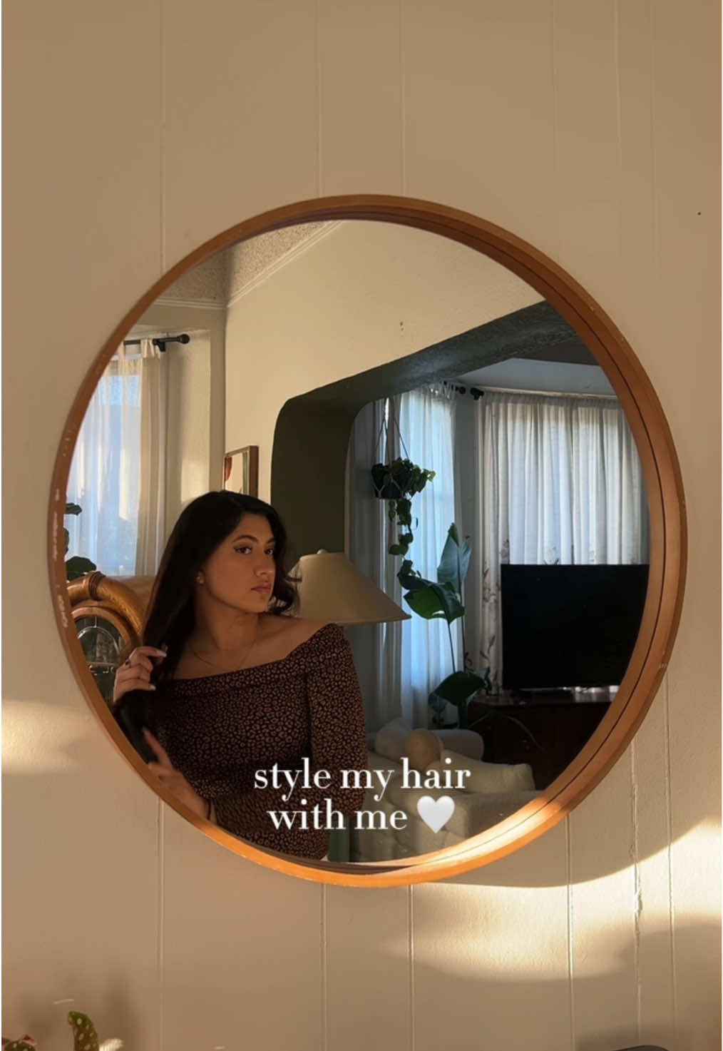 A post by @thatssoovintage on TikTok caption: this was so fun to film 🫶🏼 #hair #grwm #style #beauty #fyp 