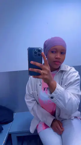 A post by @svraniii_05 on TikTok caption: J’ai trop aimé le son ❤️🥰#malienne🇲🇱❤️ #malitiktok🇲🇱 #malipuissancii🇲🇱🇲🇱🥰 #gousno_flow🥹🔥❤️ 