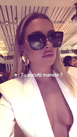 A post by @juliagherghe on TikTok