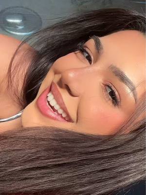 A post by @lavbbe on TikTok caption: 👽 got  in touch with me 