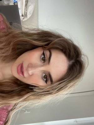 A post by @bronaur on TikTok