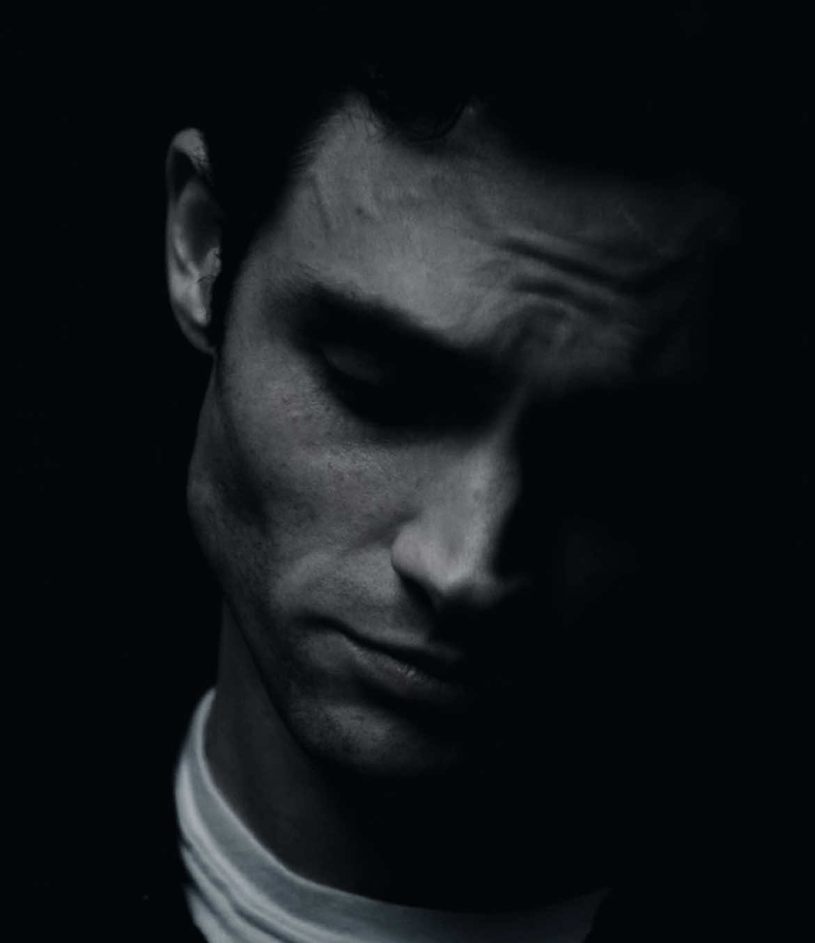 A post by @hexts on TikTok caption: #you #edit #joegoldberg 