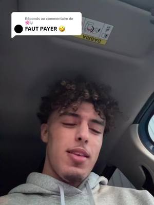 A post by @wakil0u on TikTok caption: Réponse à @🌸آية @Team NasDas (Officiel) t un hagar 🥺