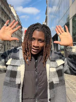 A post by @tmacrush_officiel on TikTok caption: L’humilité précède la gloire 😊❤️ W/ @LePro✌🏾 @Chade🇧🇯❤️ @brinajhn 🥶🧊