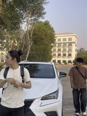 A post by @sann1k94 on TikTok caption: ဘကြီးနဲ့တွေ့ပီး 🌚#naysann #masterwhite 