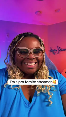 A post by @kasualleigh on TikTok caption: 🥰 #fortnite 