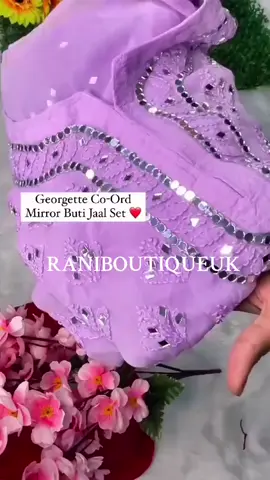 A post by @raniboutiqueuks on TikTok caption: Raniboutiqueuk #raniboutiqueuk #indianwedding #indiantiktok #indianfashion #pakistani_tik_tok #pakistaniwedding #fyp #pakistanifashion #foryoupage❤️❤️ #tiktokshop #desitiktok #desiweddingvibes #desioutfit #desiwedding 