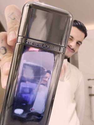 A post by @rauwalejandro on TikTok caption: fue a las 2:12am y recuerdo que llevaba puesto 212 de @Carolina Herrera 