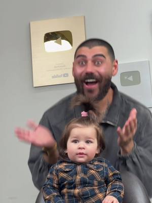 A post by @hassan_kreik on TikTok caption: 🥰🥰🥰