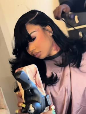 A post by @thequeenleora on TikTok caption: I love Dallas already baby and I love my hair even more ❤️ 