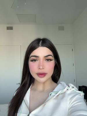 A post by @realalinnarosee on TikTok