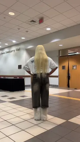 A post by @layy.exe on TikTok caption: lowkey hate the way this came out but it is what is is🤠 #royalfamilydancecrew #crownsup #sorry #justinbieber #choreography #dance #fyp #layyexe 