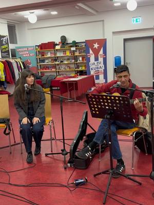 A post by @grupyorumofficial on TikTok caption: 12 Nisan’da Paris’de halkımızın gür sesiyle birlikte hep bir ağızdan kavgamızın şarkılarını söyleyeceğiz…  #grupyorumhalktırsusturulamaz 🚩✨